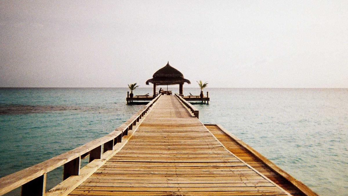 Detailansicht: Iran Krieg Urlauber