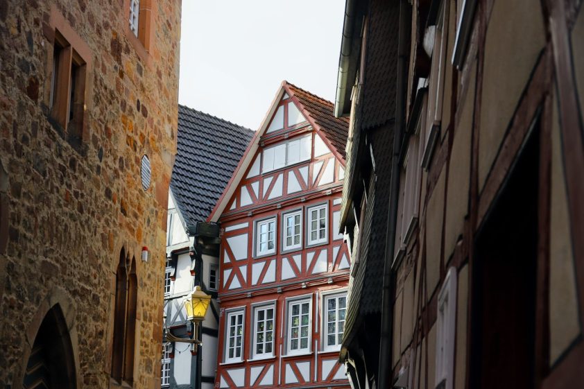 Kirche, Fachwerk und Altstadt: wie historische Ortskerne erhalten bleiben